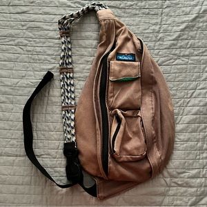 Brown Kavu Crosssbody Rope Bag • Green Interior